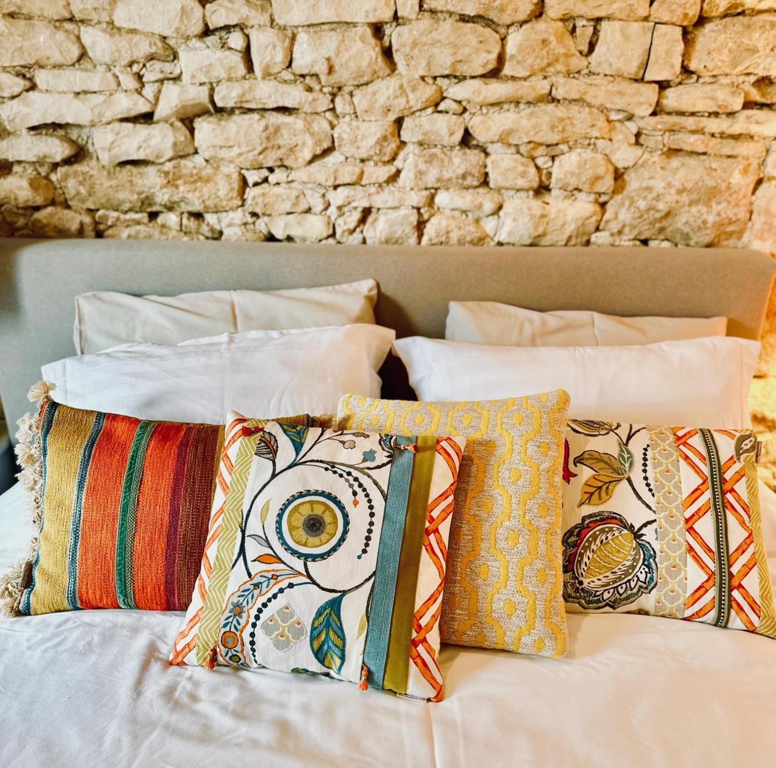 Bed and Breakfast La Cour Des Delices Gigny  Exterior foto